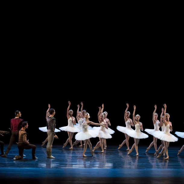 El Lago de los Cisnes - II Acto (2017) Foto: Fabio Furtado